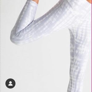 DYI-grey tie dye leggings